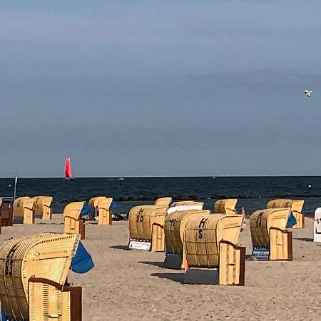 Ferienwohnung Kleine Scholle Fehmarn Exterior foto